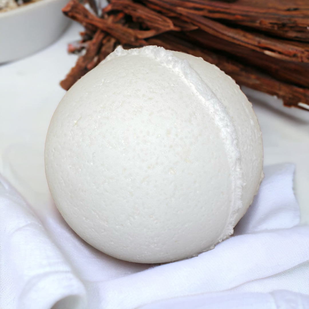 Smoky, Vanilla & Oud Bath Bomb