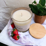 NEW Delight Soy Candle (strawberries & cream)