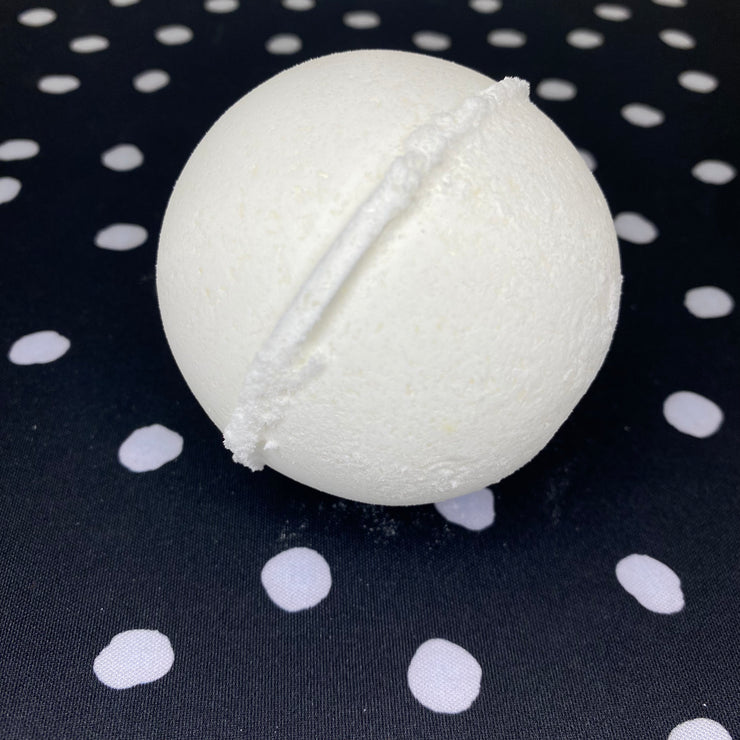 Hike in the Forest Bath Bomb